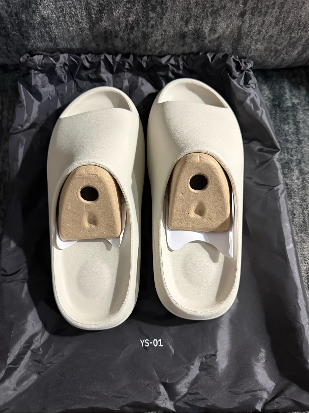 Yeezy YS-01 CreamSlide Sandals size 12